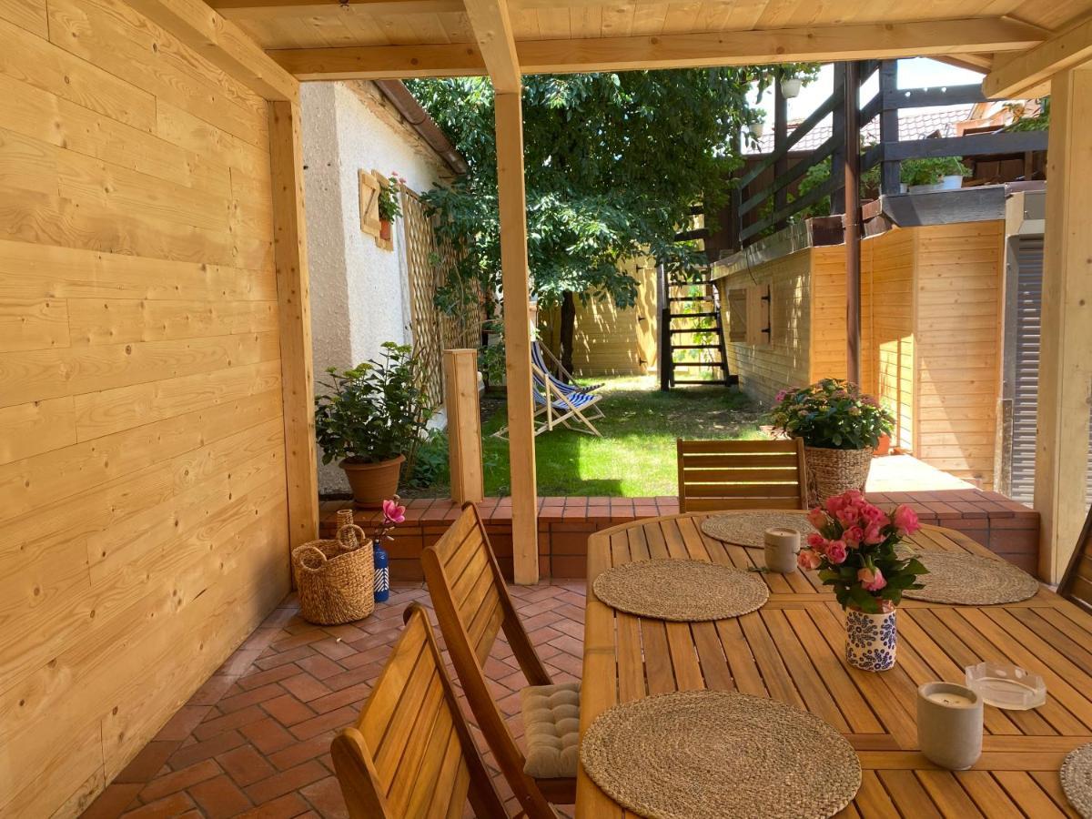 Victoria Gasthaus Rasnov - Charming Vacation House In Rasnov Екстериор снимка