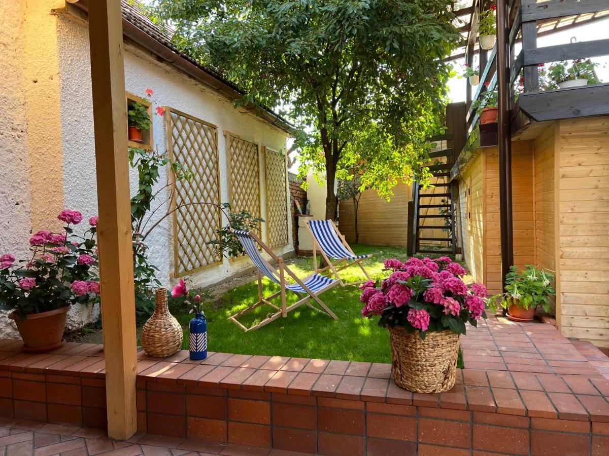 Victoria Gasthaus Rasnov - Charming Vacation House In Rasnov Екстериор снимка