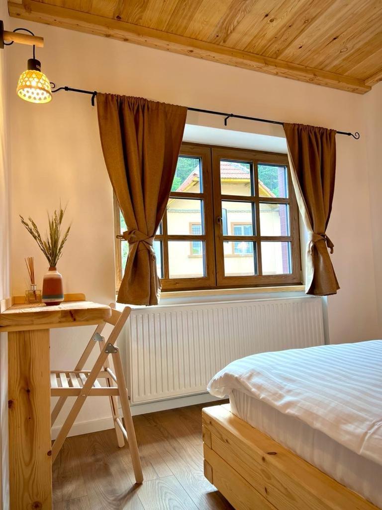 Victoria Gasthaus Rasnov - Charming Vacation House In Rasnov Екстериор снимка